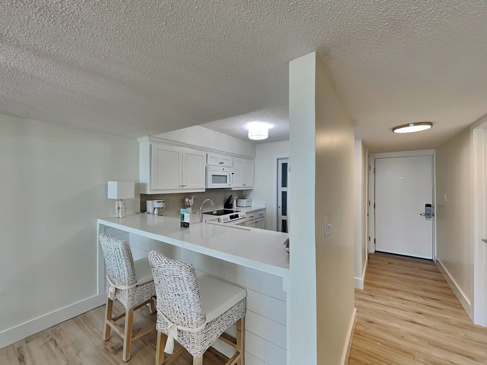 Breakfast Bar - Seating