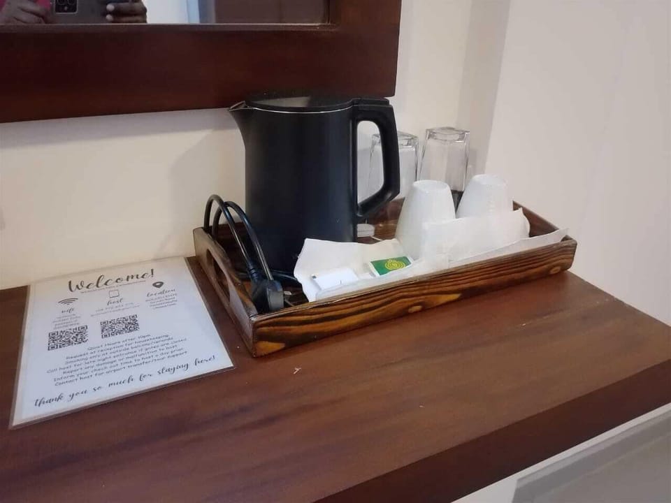 Desk, laptop workspace, free WiFi, bed sheets