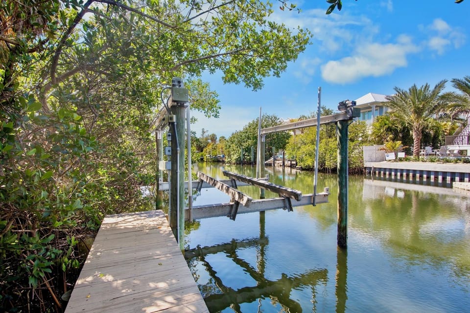 Private boat dock with canal access