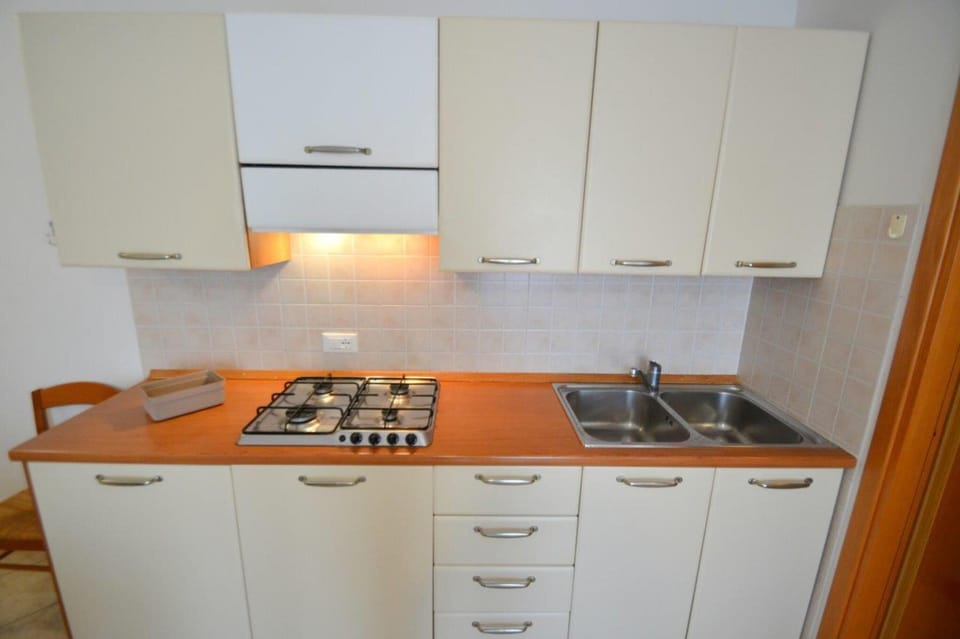 Apartment, 1 Bedroom, Terrace, City View | Interior