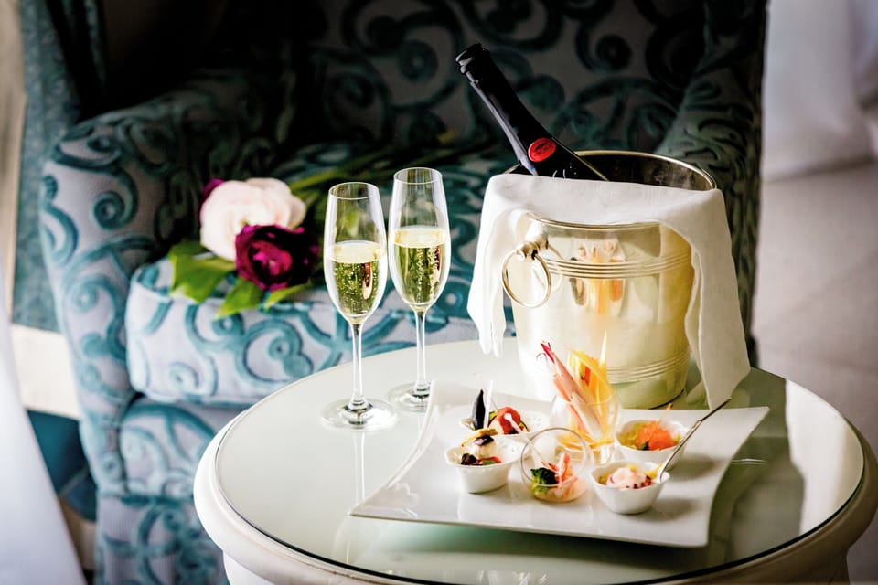 Room service - dining