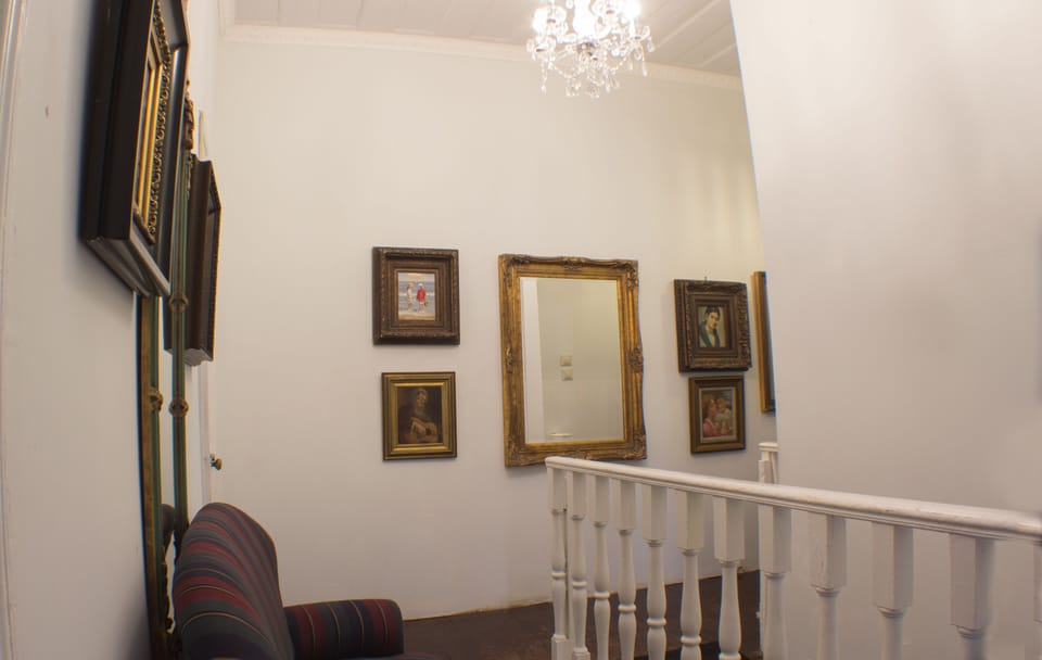 Liston Town House