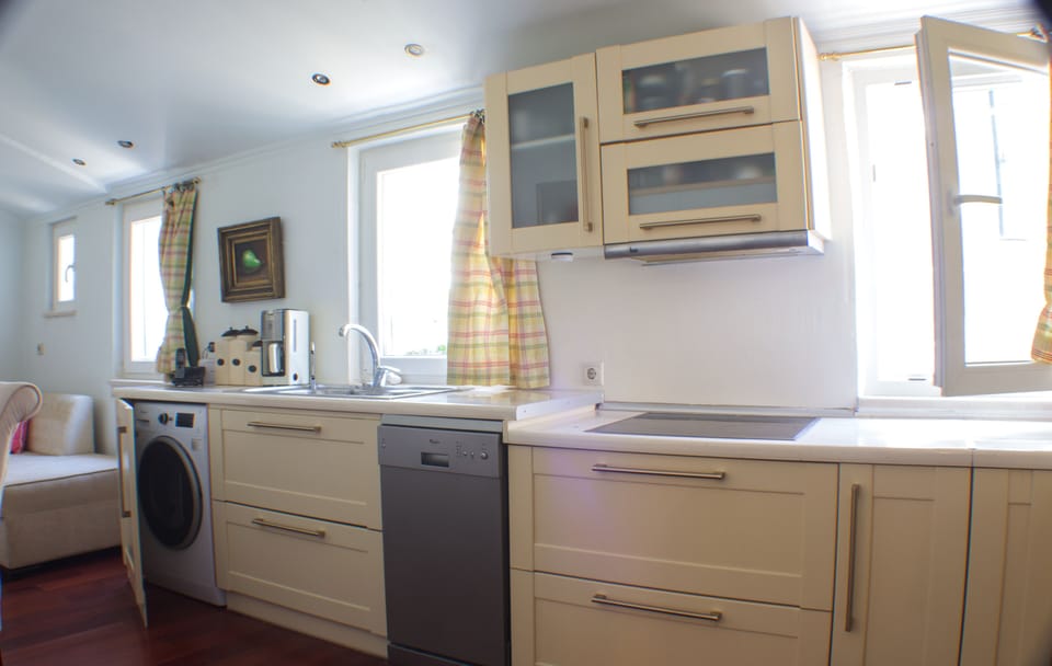 Liston Town House kitchen