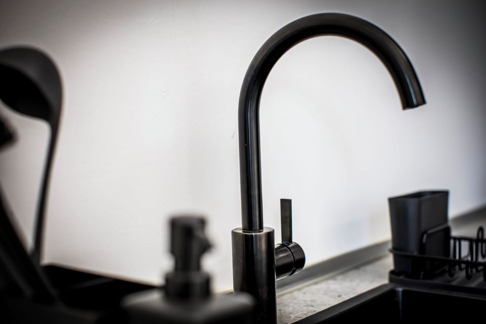 Apartment, 1 Bedroom, Non Smoking | Private kitchen | Fridge, stovetop, cookware/dishes/utensils