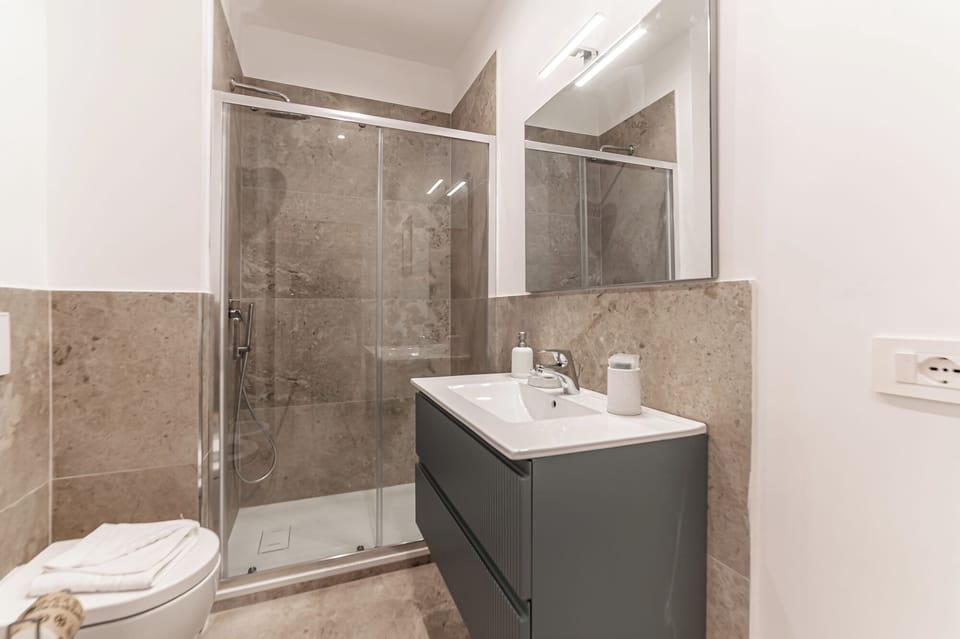 Condo, City View | Bathroom | Shower, free toiletries, hair dryer, bidet
