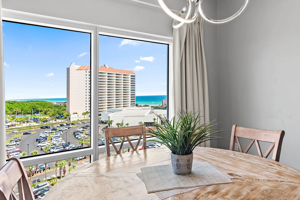 Dining area with panoramic views of Sandestin and the Gulf beyond