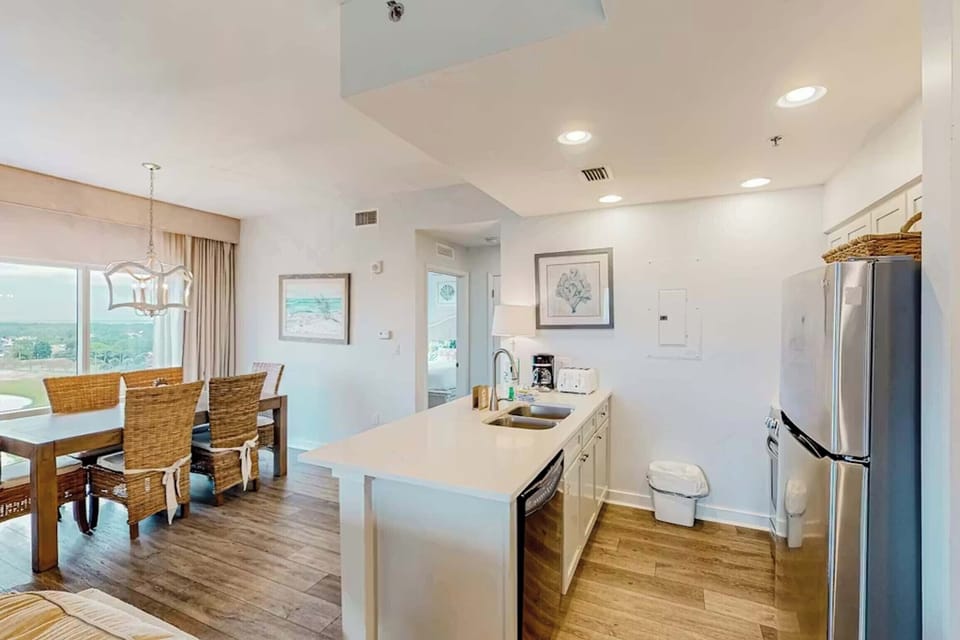 Kitchen and dining space