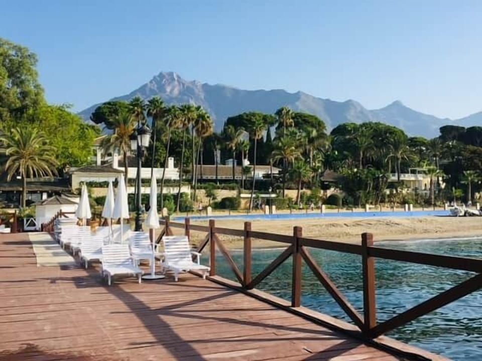 Marbella Club Bridge