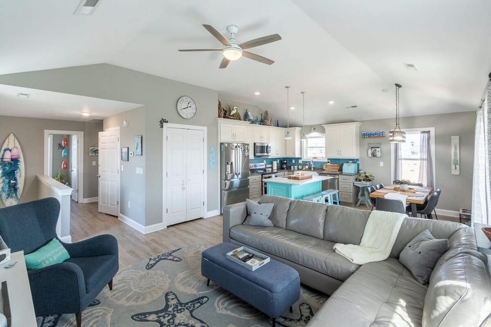 Top Level Living Area