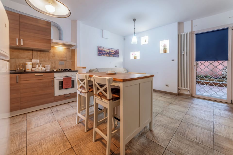 Condo, Garden View | Private kitchen | Fridge, microwave, oven, stovetop