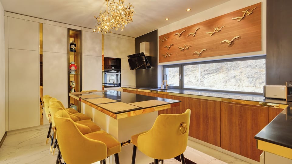 Executive Villa, Mountain View | Private kitchen