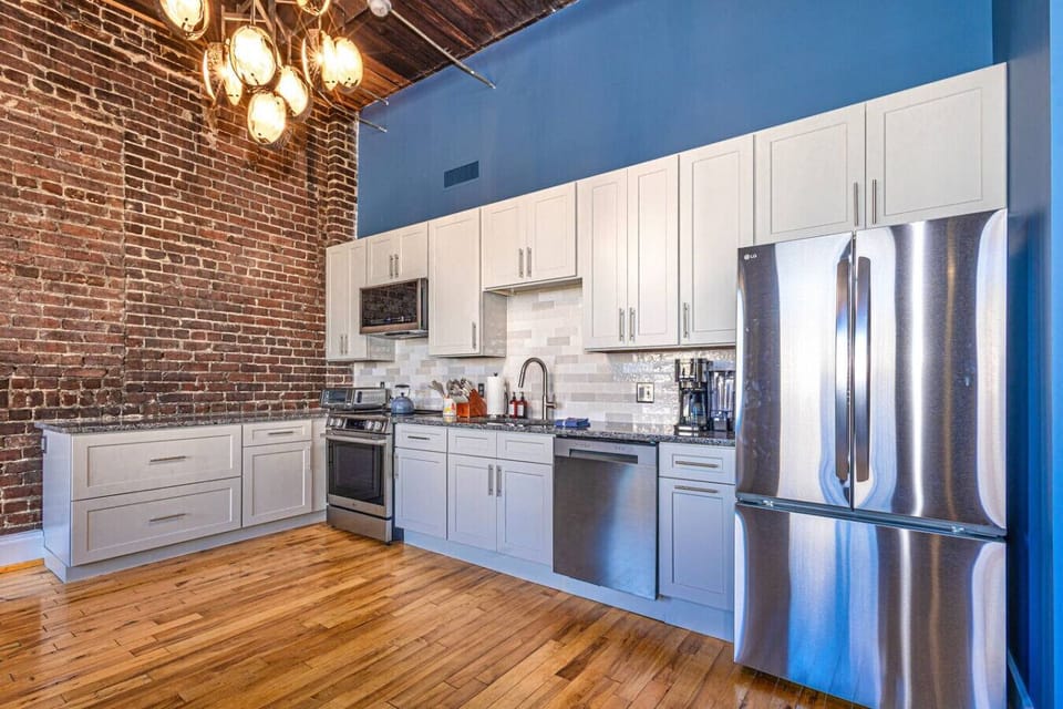 Gourmet Kitchen: Whip up culinary delights in this stylish kitchen with modern appliances and chic decor!