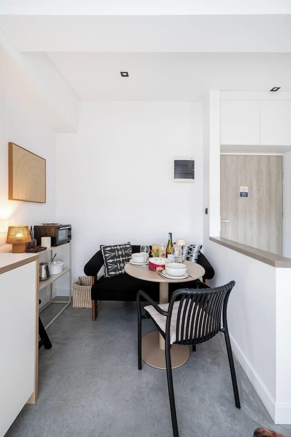 Apartment Located in Łódź Center - Piotrkowska Street, Air Conditioning | Book Now with RENTUJEMY.COM