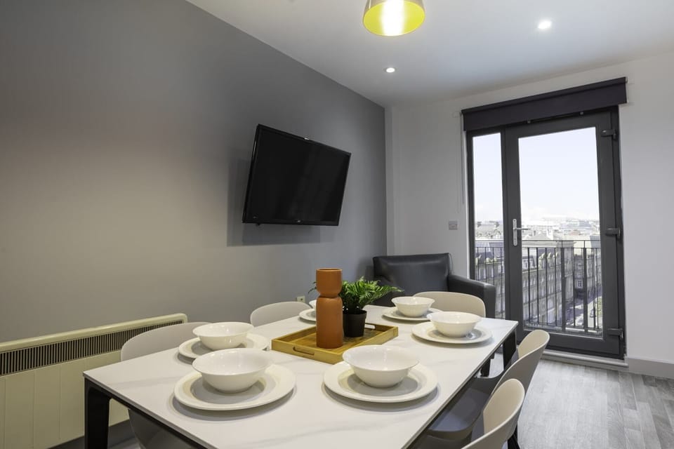 Single Room, Non Smoking | Shared kitchen