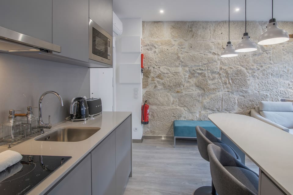 Comfort Studio, City View | Private kitchen