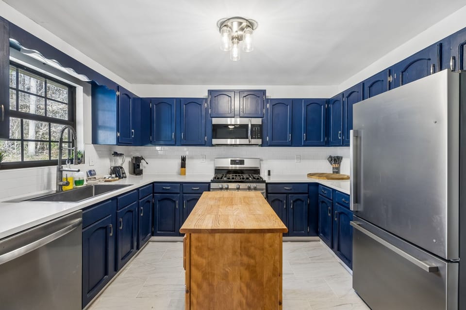 Studio (3 Bedrooms) | Property amenity