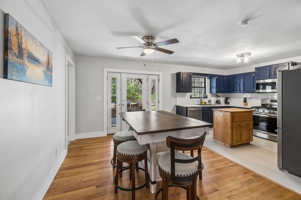 Studio (3 Bedrooms) | Property amenity