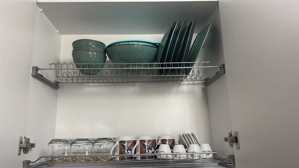Family Apartment, 2 Bedrooms, Mountain View | Private kitchen