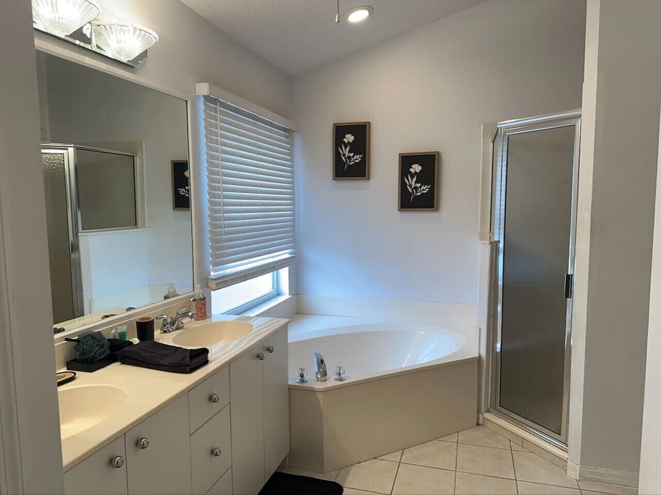 Ensuite bathroom in Primary Suite