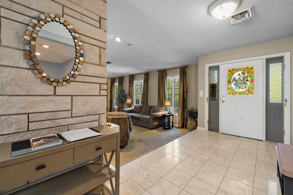 Luxury House, Garden View | Interior