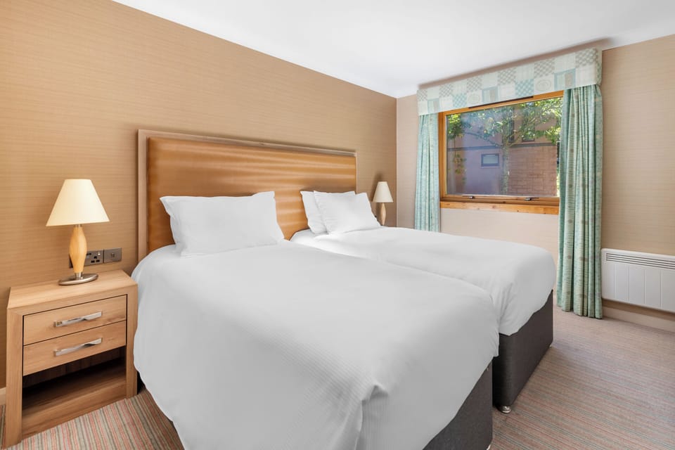 In-room safe, iron/ironing board, bed sheets