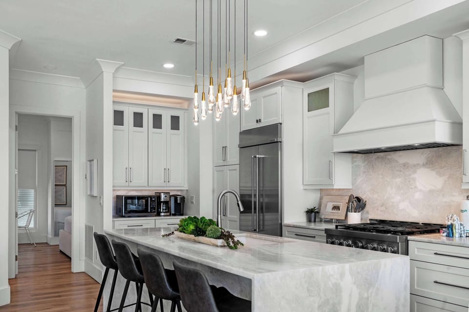 Spacious Kitchen for Vacation Meals