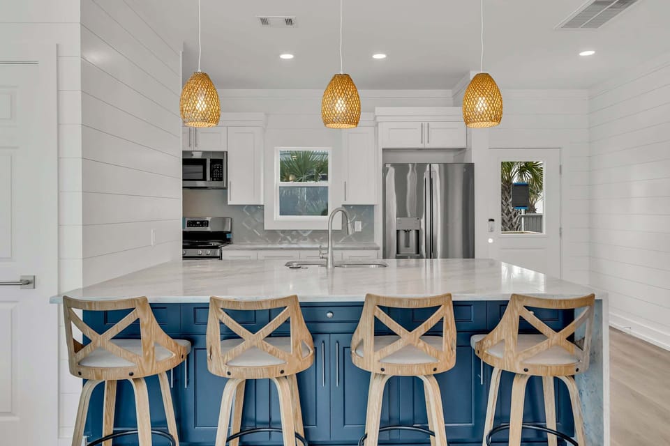 A Shore Thing - Dune Allen - Kitchen