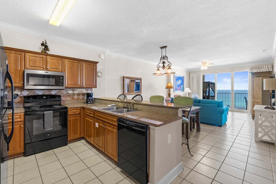 The kitchen is equipped with basic essentials for easy meal preparation, making it simple to cook and dine at home.