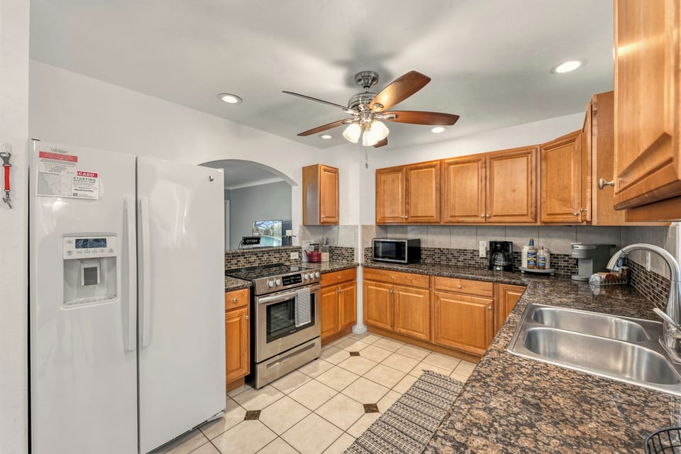 Everything you need to prepare breakfast before heading out to explore Sarasota.
