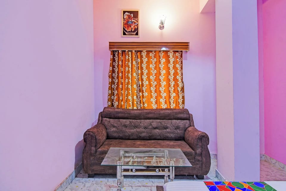 Egyptian cotton sheets, premium bedding, in-room safe, free WiFi