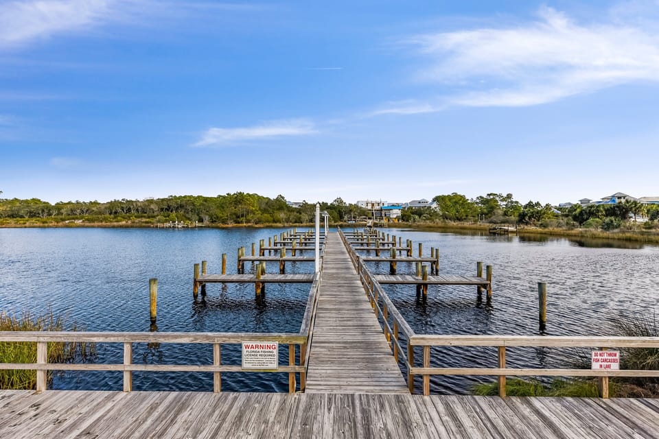 Docks