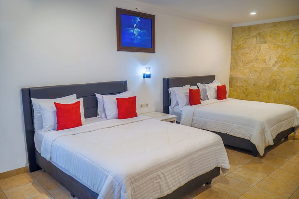 Suite, Balcony, Pool View | WiFi, wheelchair access
