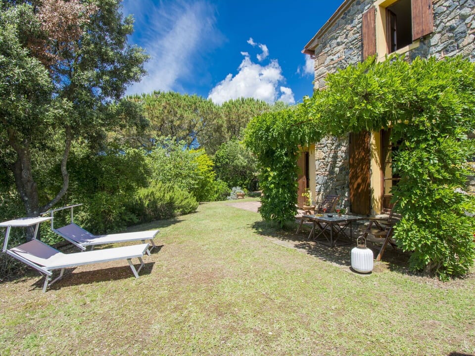Sky, Plant, Cloud, Building, Window, Natural Landscape, Land Lot, Outdoor Furniture, Biome, Tree