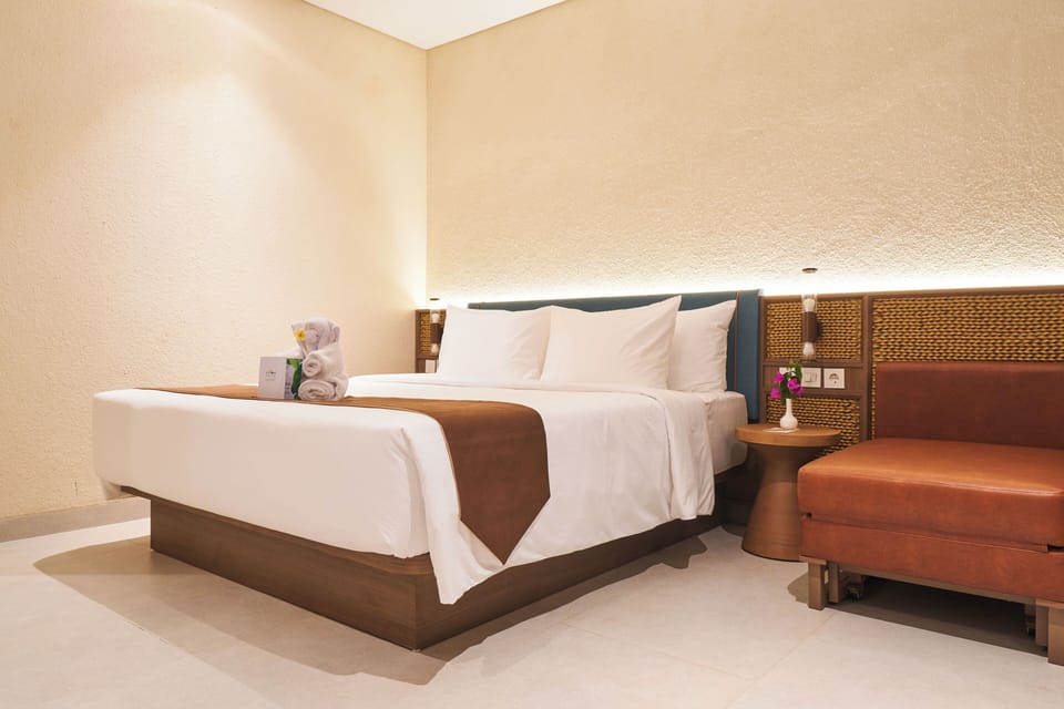 Twin Room, Garden View | In-room safe, free WiFi