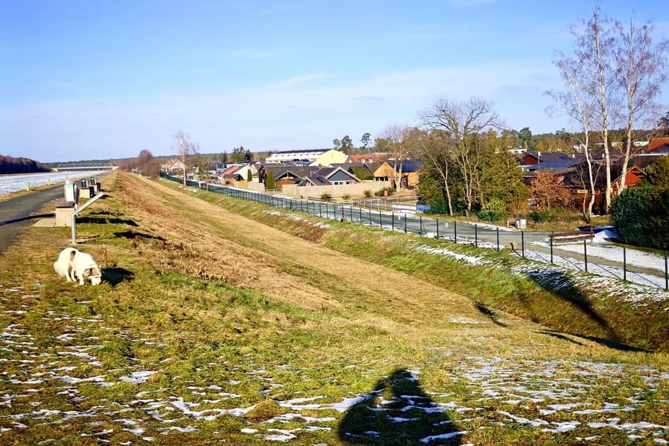 Surroundings [summer] (1-5 km)