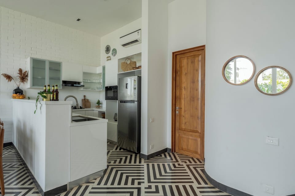 Villa, Balcony | Private kitchen | Electric kettle, dining tables