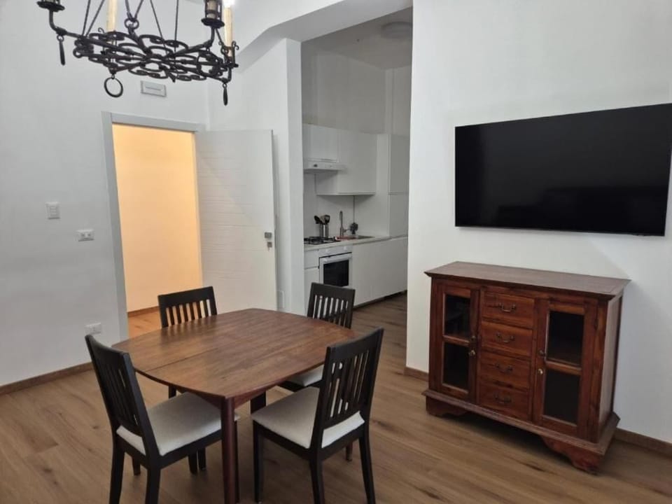 Apartment Blue | Dining