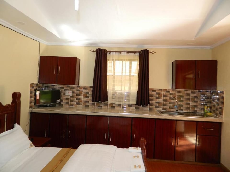 Deluxe Double Room, Garden View
