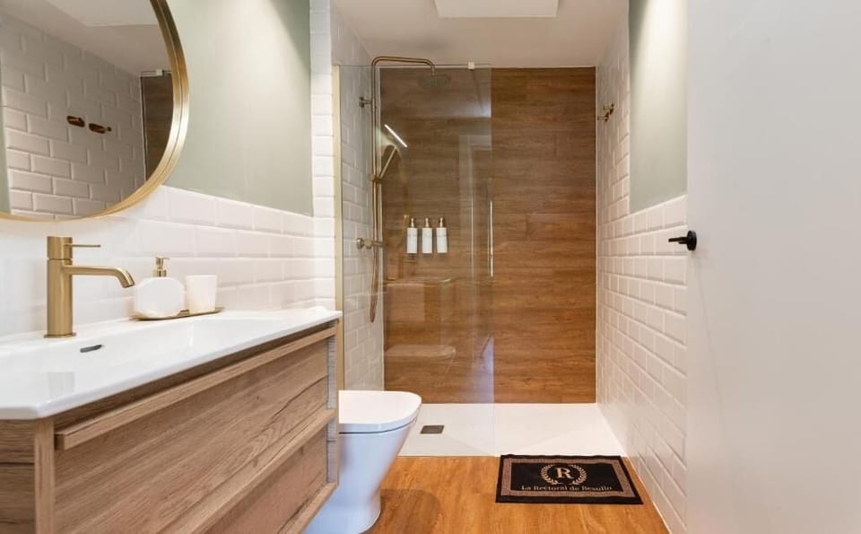 Apartment, 2 Bedrooms, Mountain View | Bathroom