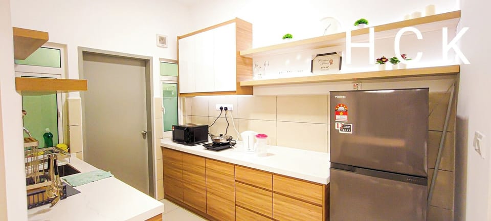 Apartment, Balcony, City View | Private kitchen