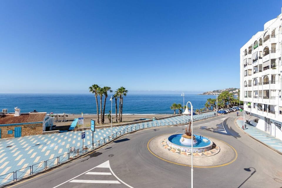 Beach/ocean view