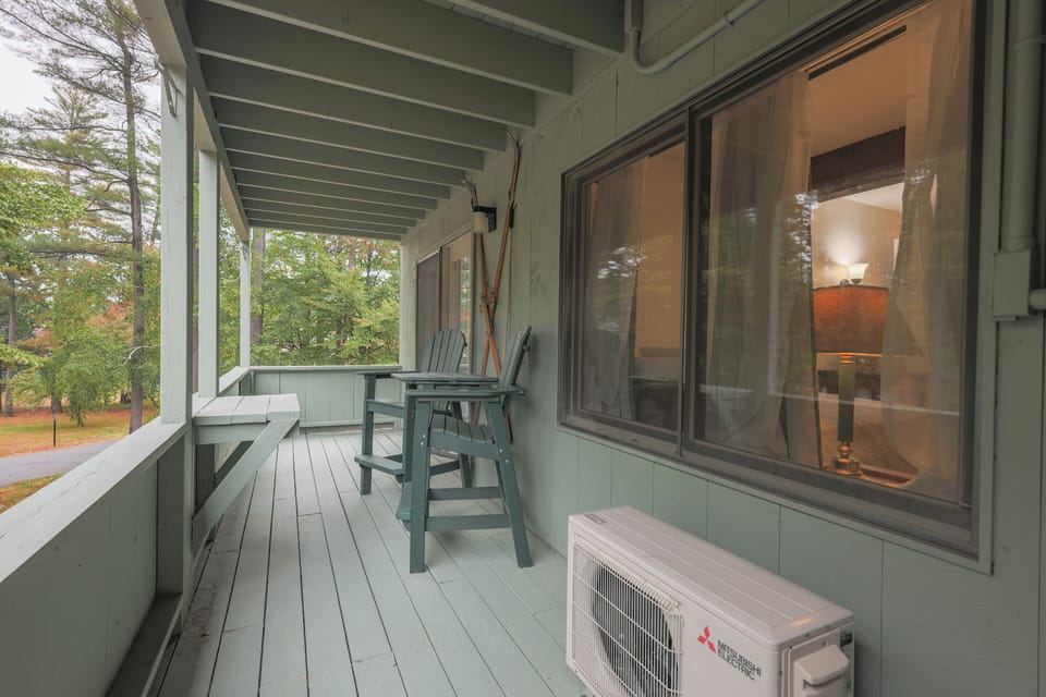 Deck from living room to master bedroom