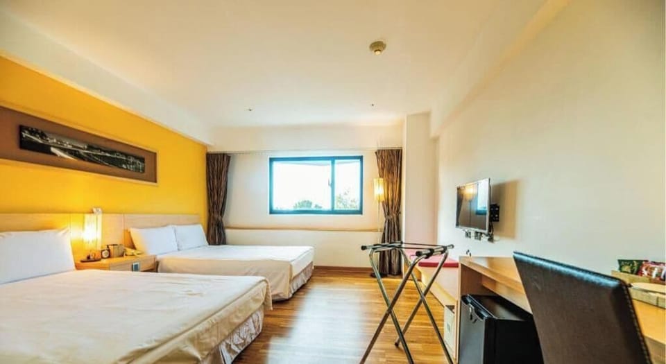 Standard Family Room | In-room safe, desk, soundproofing, free WiFi