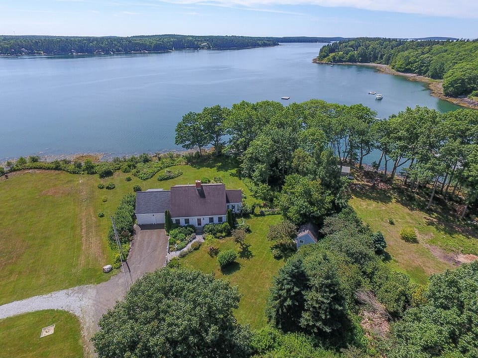Stunning St. George River Views