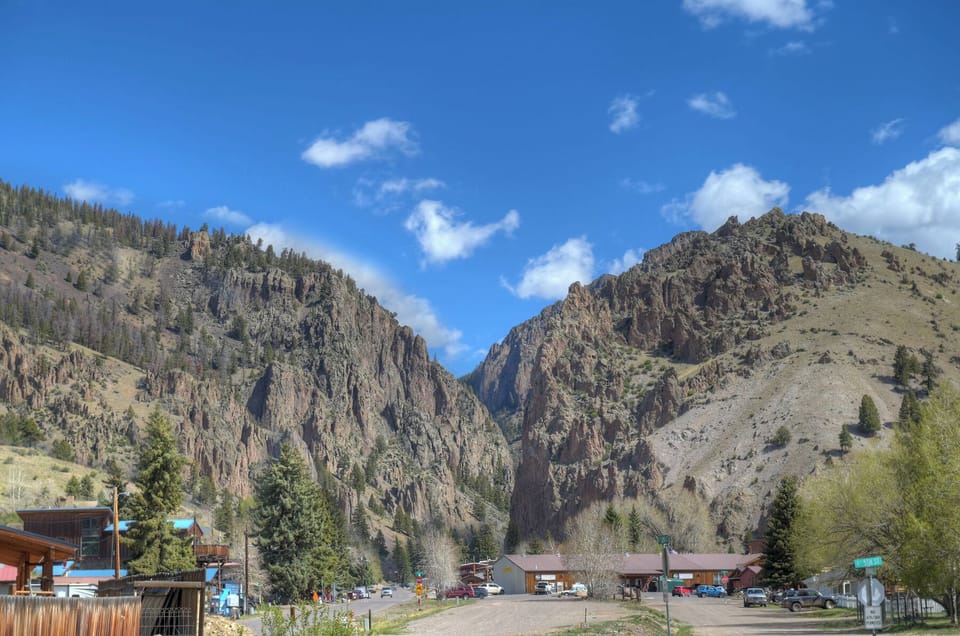 Cobbler's Claim - Enjoy Creede Cliffs from Cobbler's Claim