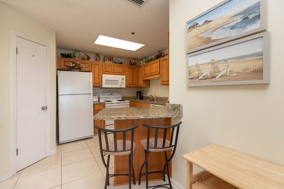 Condo, 2 Bedrooms | Private kitchen | Coffee/tea maker, fridge, oven