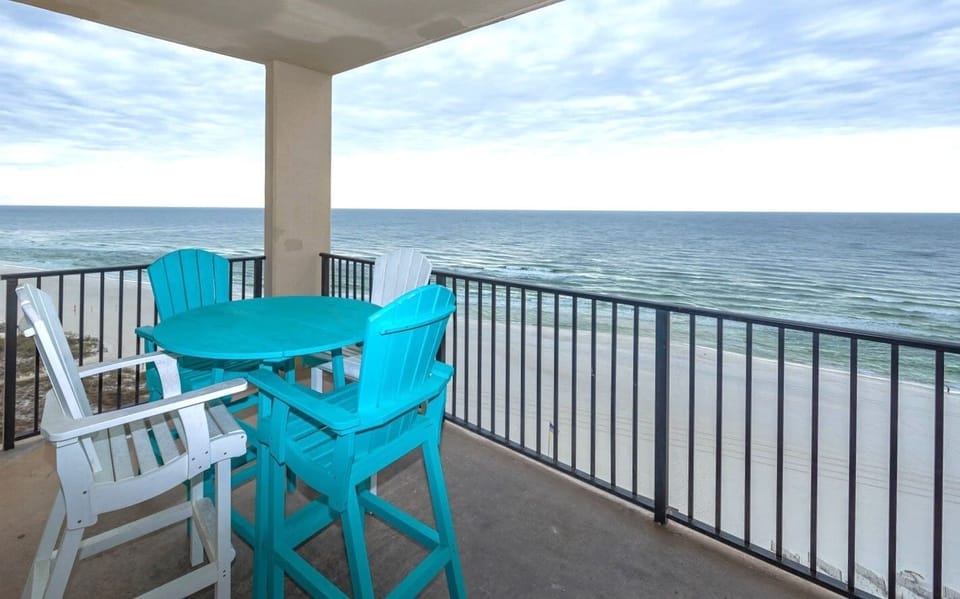 Condo, 2 Bedrooms | Outdoor dining
