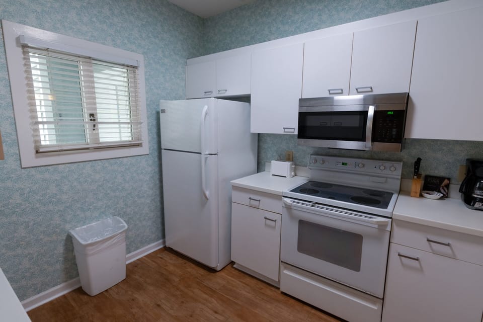 Condo, 2 Bedrooms | Private kitchen | Coffee/tea maker, fridge, oven, toaster