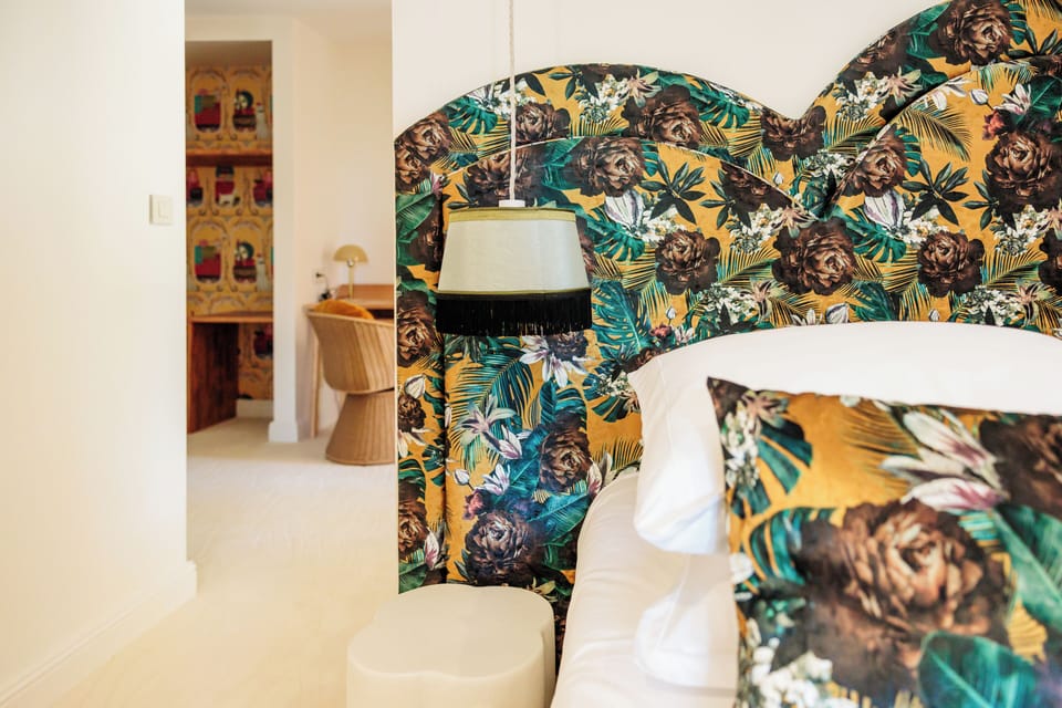 Deluxe Double Room, Garden View | In-room safe, blackout drapes, soundproofing, WiFi (free)