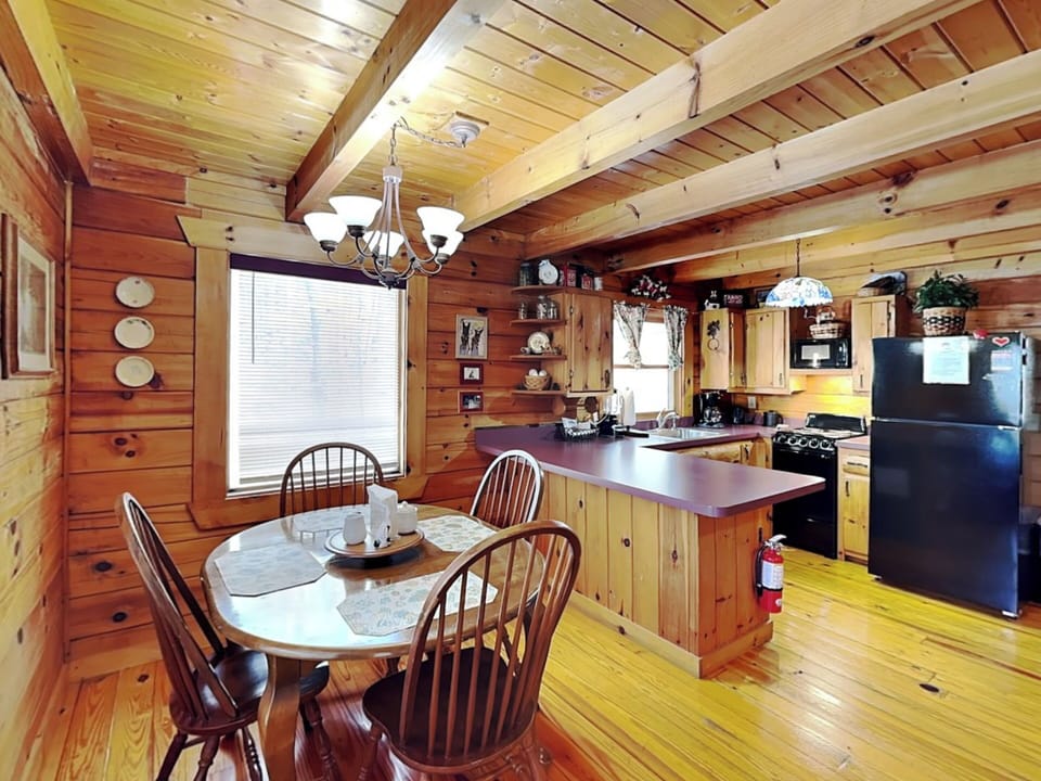 Dining + Kitchen